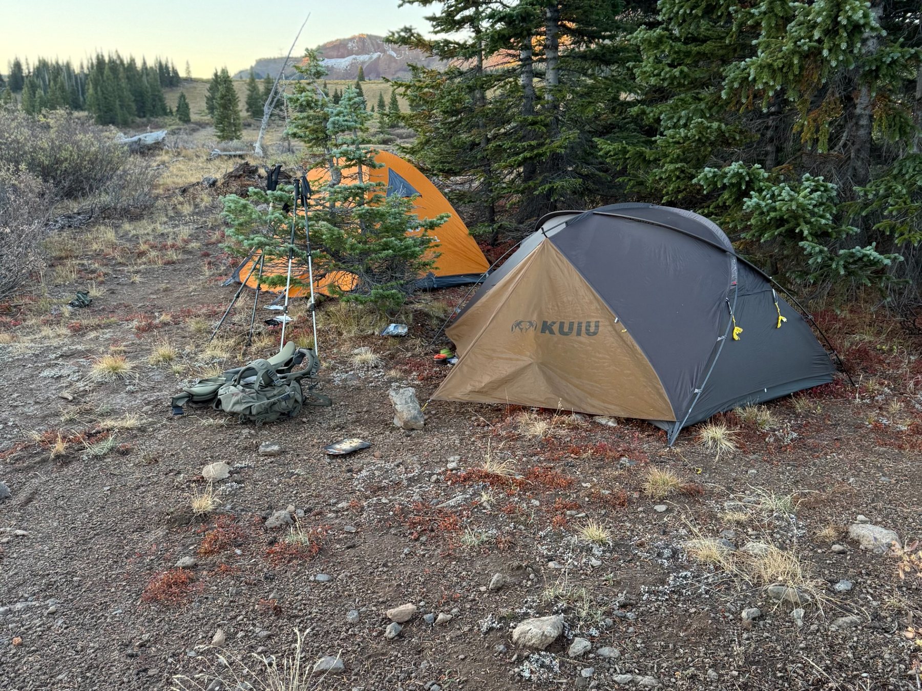 Wapitibros backcountry elk camp in Colorado